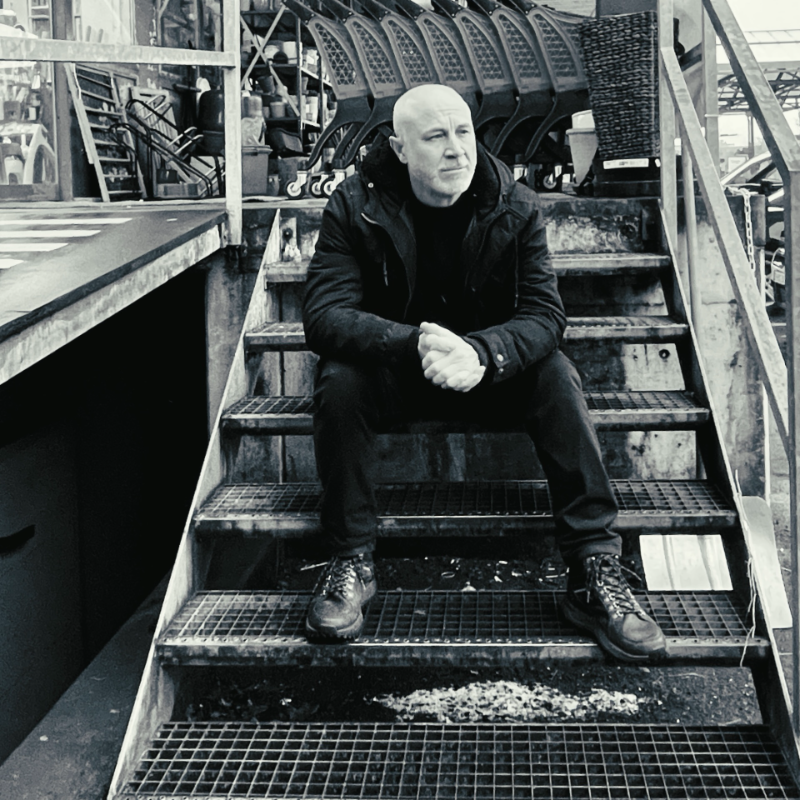 ⬇️ ‘Zueri’ Out Now ⬇️